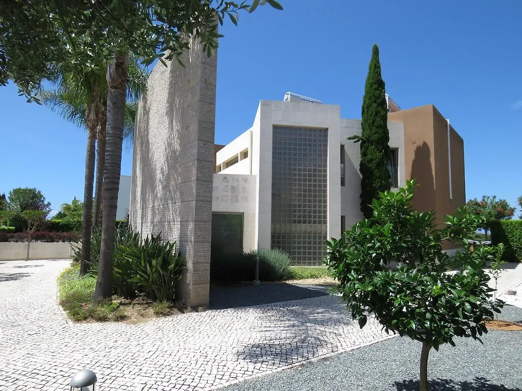 Villa Laguna Golf-Frente Ao Laguna Golf 0*, Vilamoura